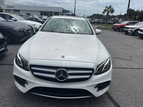 Used 2020 Mercedes-Benz E 350 Sedan image 2