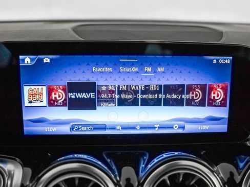 Certified 2025 Mercedes-Benz GLB 250 image 22