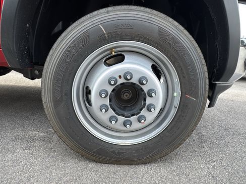 New 2026 RAM 5500 Tradesman w/ Chrome Appearance Group AWD/4WD image 20