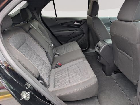 Used 2023 Chevrolet Equinox LT FWD image 12