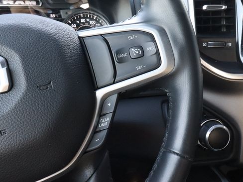 Used 2022 RAM 1500 Big Horn AWD/4WD image 30