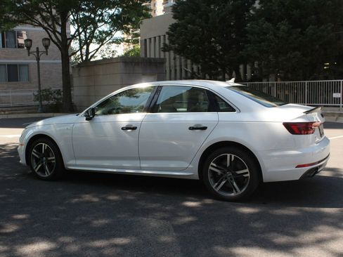 Used 2018 Audi A4 2.0T Premium Plus w/ Premium Plus Package image 9