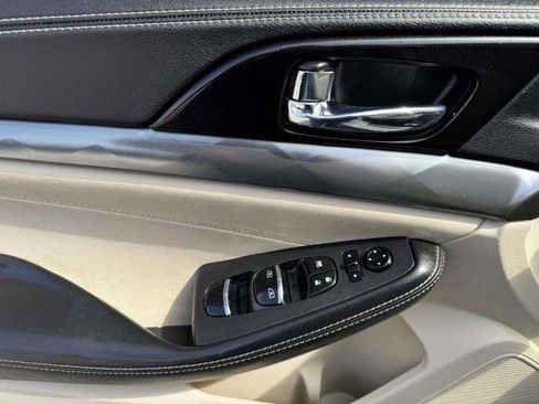Used 2019 Nissan Maxima 3.5 SL w/ Illumination Package FWD image 19