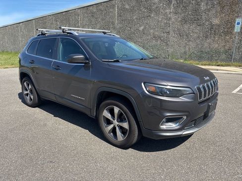 Used 2019 Jeep Cherokee Limited AWD/4WD image 1