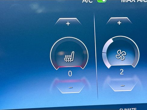 Certified 2024 BMW 230i xDrive Coupe w/ Convenience Package image 20