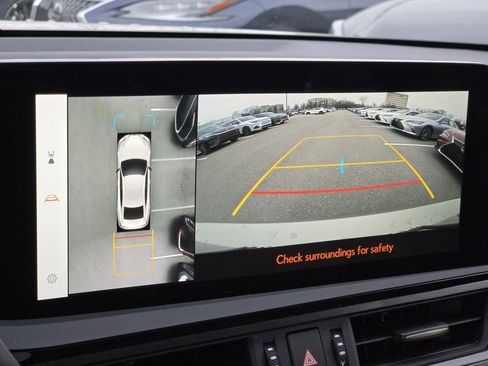 New 2025 Lexus ES 350 Ultra Luxury image 12