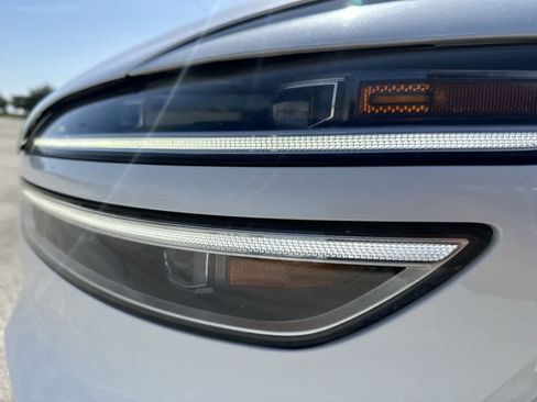 Used 2025 Genesis GV70 2.5T AWD/4WD image 12