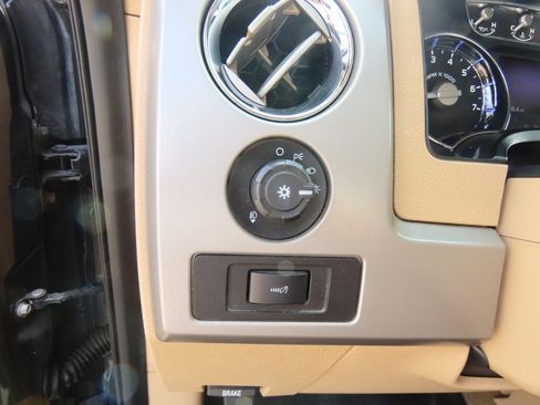 Used 2012 Ford F150 King Ranch image 24