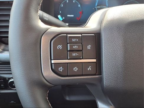 New 2026 Ford F250 Lariat w/ Black Appearance Package AWD/4WD image 12