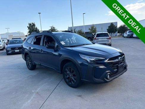 Used 2025 Subaru Outback Onyx Edition AWD/4WD image 3