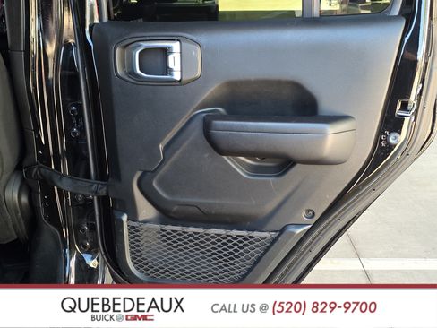 Used 2021 Jeep Wrangler Unlimited Rubicon AWD/4WD image 27