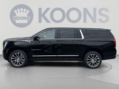 New 2026 GMC Yukon XL Denali w/ Denali Reserve Package AWD/4WD image 2