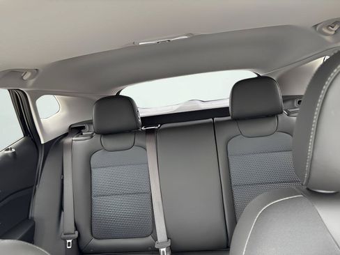 New 2026 Chevrolet Trax LT w/ Sunroof Package FWD image 29