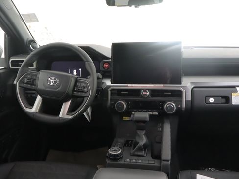 New 2026 Toyota 4Runner TRD Off-Road Premium AWD/4WD image 2