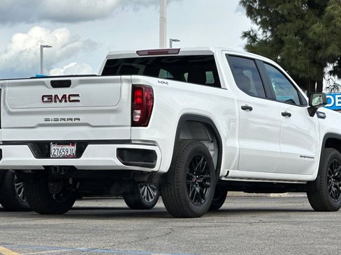 Used 2026 GMC Sierra 1500 Pro w/ Graphite Edition image 4