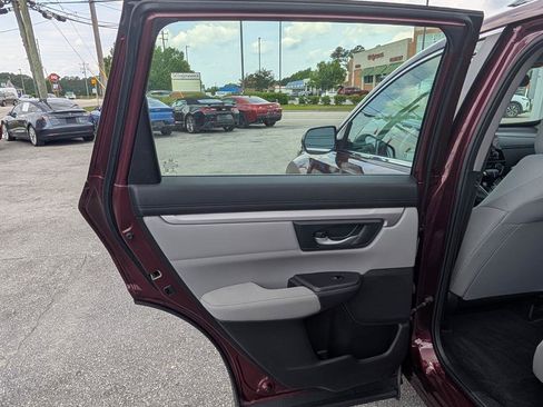 Used 2019 Honda CR-V LX image 37