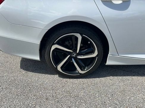 Used 2022 Honda Accord Sport image 25