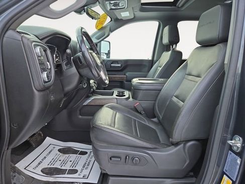 Used 2021 GMC Sierra 2500 Denali w/ Denali Ultimate Package image 2