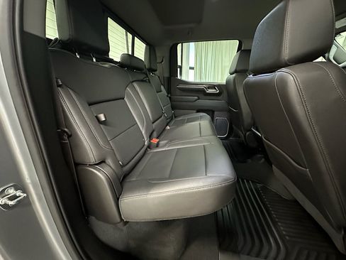 Used 2023 Chevrolet Silverado 1500 LTZ w/ LTZ Convenience Package II AWD/4WD image 20