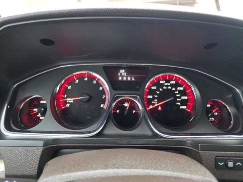 Used 2013 GMC Acadia Denali image 18