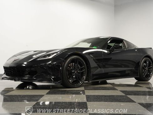 Used 2015 Chevrolet Corvette Stingray Coupe RWD image 22