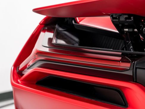Used 2025 Lamborghini Revuelto AWD/4WD image 51