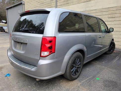 Used 2020 Dodge Grand Caravan GT image 5