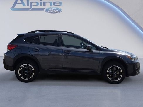 Used 2023 Subaru Crosstrek 2.0i Premium image 6