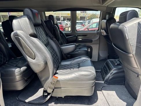 Used 2023 Chevrolet Express 2500 Extended RWD image 13