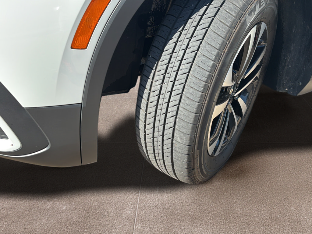 Certified 2024 Volkswagen Tiguan S FWD image 30