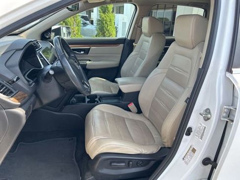 Used 2019 Honda CR-V Touring image 13