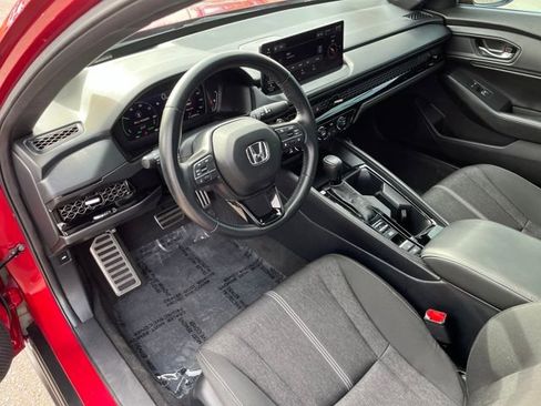 Used 2023 Honda Accord Sport image 12