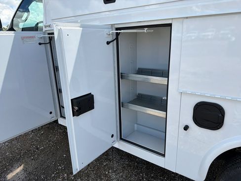New 2025 Chevrolet Express 3500 w/ Power Convenience Package RWD image 15