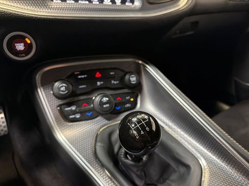 Used 2016 Dodge Challenger SRT Hellcat RWD image 24