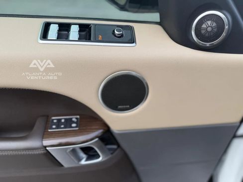 Used 2018 Land Rover Range Rover Sport HSE image 47