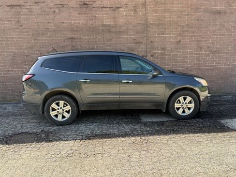 Used 2013 Chevrolet Traverse LT AWD/4WD image 6