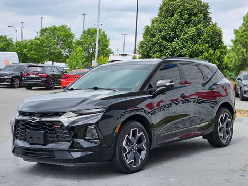 Used 2021 Chevrolet Blazer RS w/ LPO, Sport Package FWD image 3