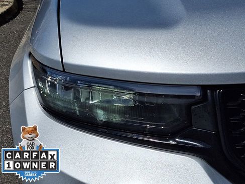 Used 2023 Jeep Grand Cherokee Altitude image 9