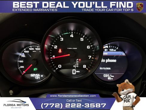Used 2017 Porsche Macan w/ Driver Memory Package AWD/4WD image 32