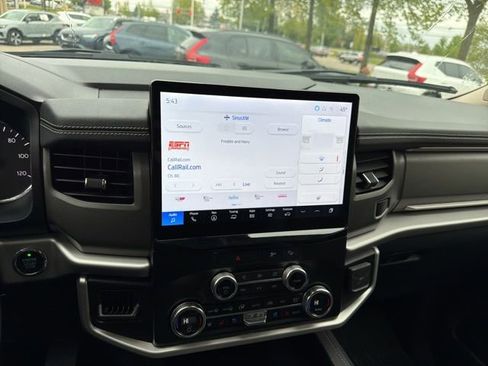 Used 2023 Ford Expedition XLT AWD/4WD image 10