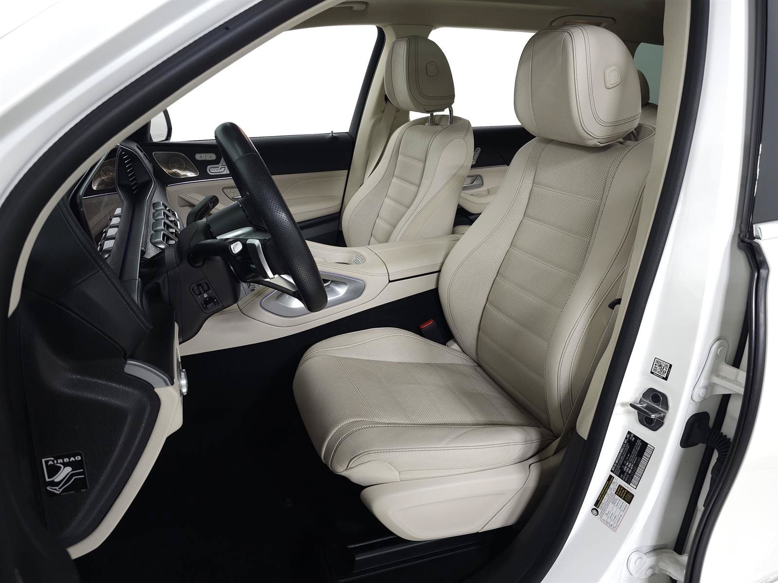Used 2024 Mercedes-Benz GLS 450 4MATIC image 19