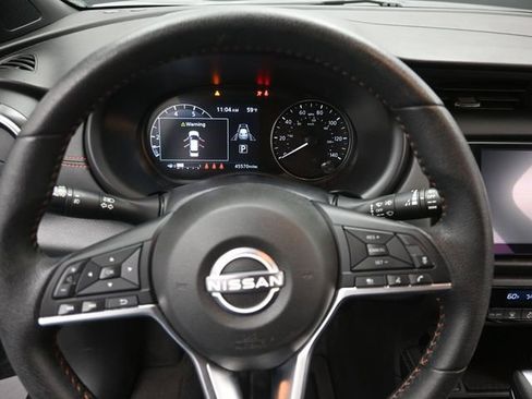 Used 2024 Nissan Kicks SR image 11