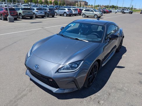 Used 2024 Toyota GR86 Premium RWD image 8