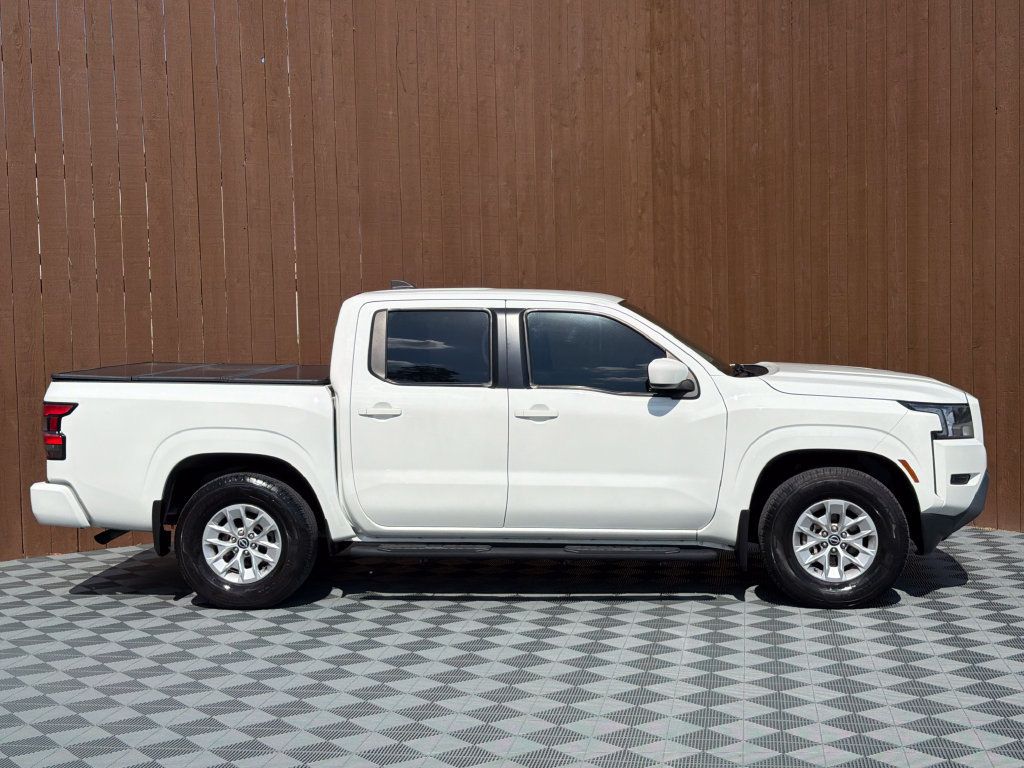 Used 2024 Nissan Frontier SV RWD image 12