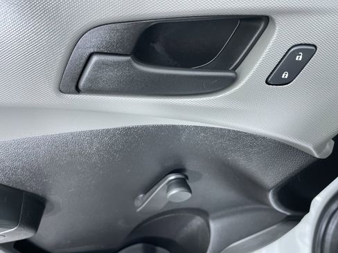 Used 2016 Chevrolet Sonic LS image 13