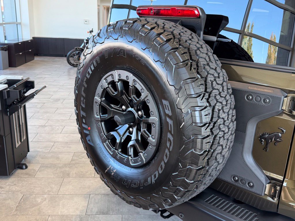 New 2026 Ford Bronco Raptor w/ Interior Carbon Fiber Pack AWD/4WD image 7