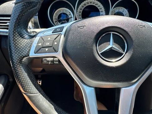 Used 2016 Mercedes-Benz E 350 4MATIC Sedan w/ Premium Package image 22