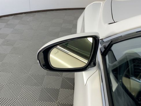 Used 2017 Lexus LS 460 image 22