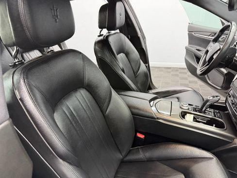 Used 2021 Maserati Ghibli RWD image 51