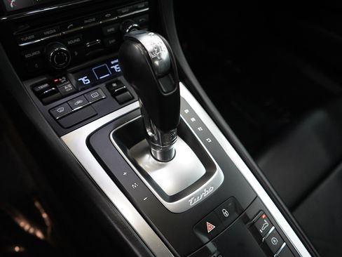 Used 2014 Porsche 911 Turbo image 25